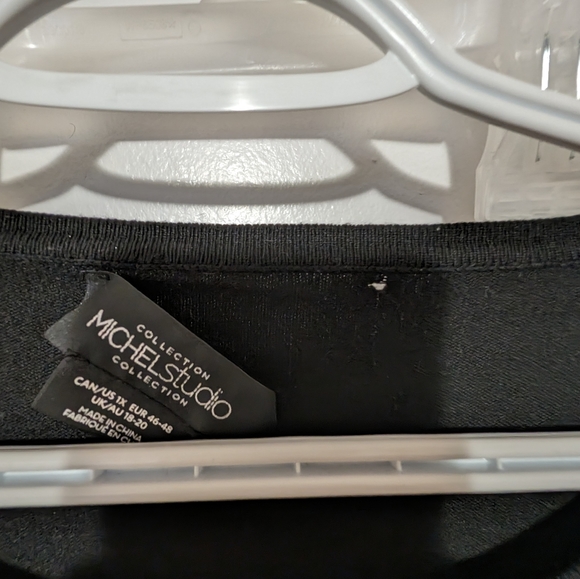 Cropped knit sweater plus size 1x - Picture 2 of 3